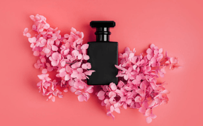 رائحة الصباح: كيف تختارين عطور صباحية تعكس مزاجك؟