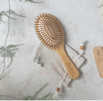 كيفية اختيار فرشاة الشعر المناسبة لشعرك