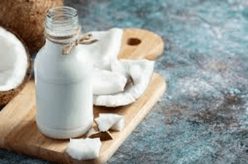 إكسير الحياة لشعرك: تعرفي على فوائد حليب جوز الهند للشعر