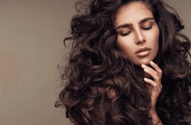 إكسير الحياة لشعرك: تعرفي على فوائد حليب جوز الهند للشعر