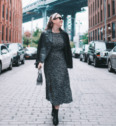 موضة الجاكت الجلد وتنسيقات مميزة له في لشتاء 2026