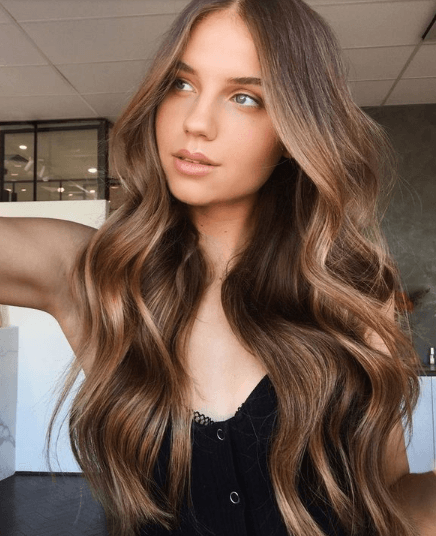 تسريحات الشعر ويفي مفتوح خيارك في 2026